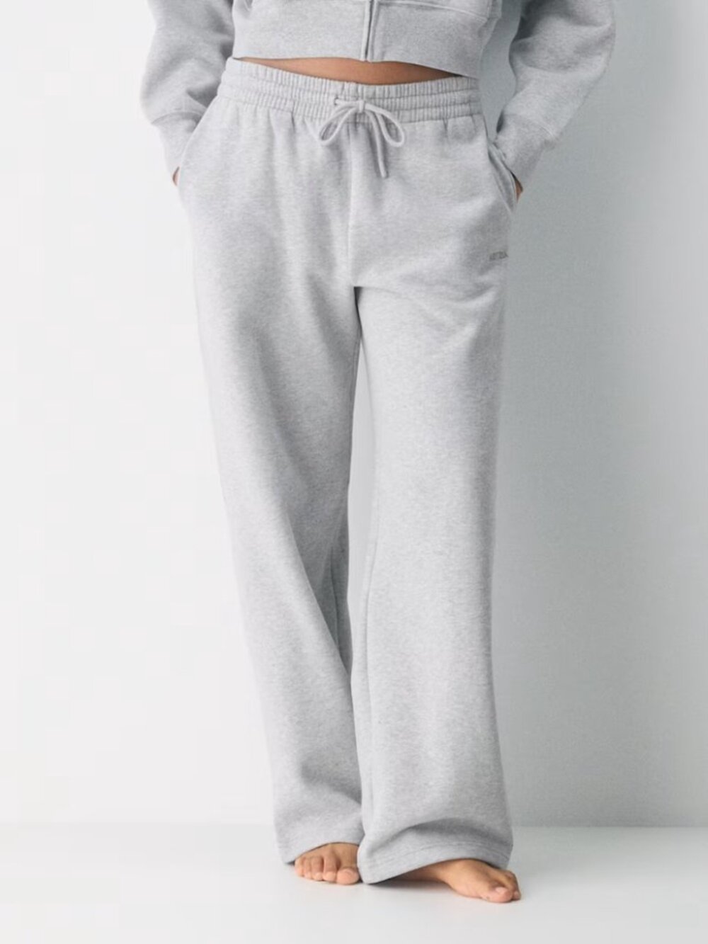 Aritzia Boyfriend Basic Wide Sweatpants In Heather Chrome Women's Size XS - NWT